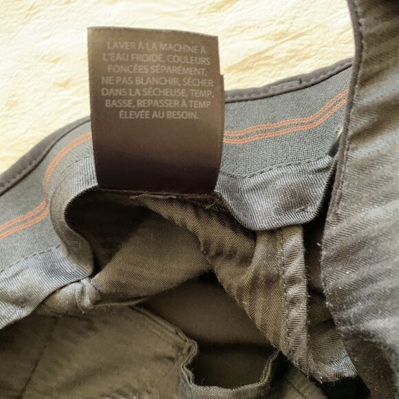 Men's Black Dress Pants - 36 x 32 - 74% Polyester / 21% Rayon / 5% Spandex - Picture 7 of 11